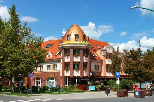   - Hotel Járja Hajdúszoboszló