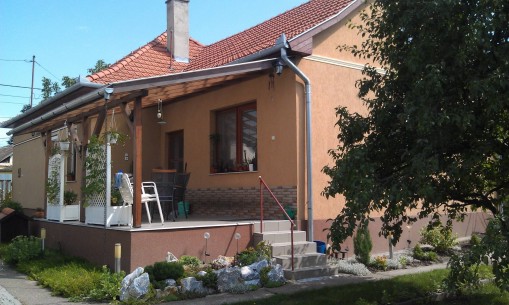   - Szemi Apartman Hajdúszoboszló