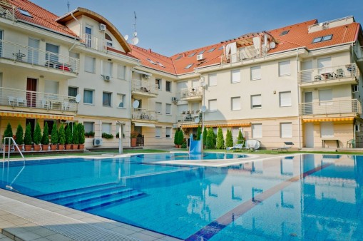   - Absolut Wellness Apartments Hajdúszoboszló